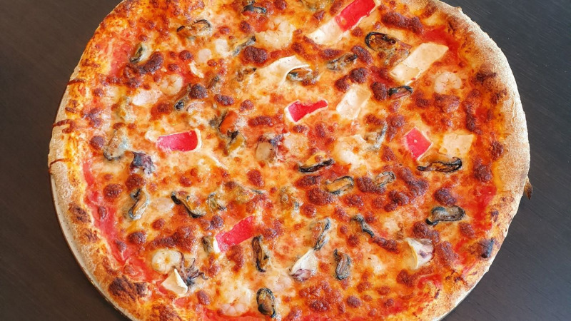 Capri Újpest - Frutti di mare (45 cm)