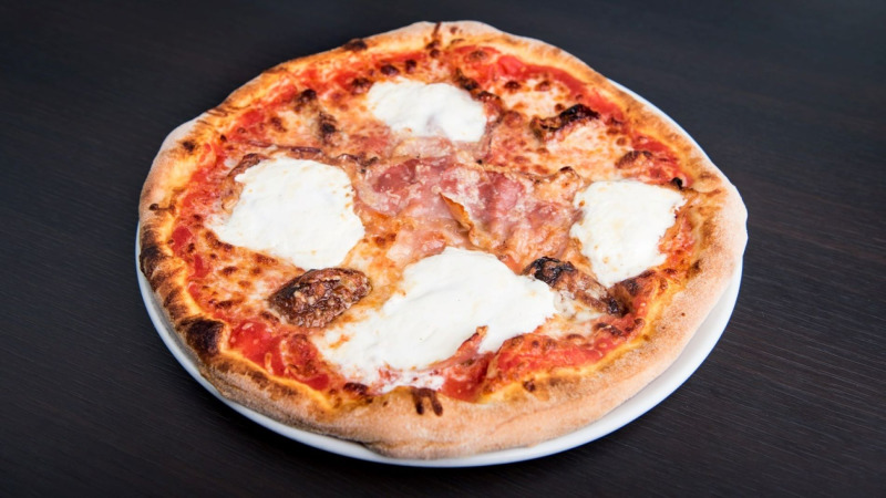 Capri Zugló - Mascarpone (32 cm)