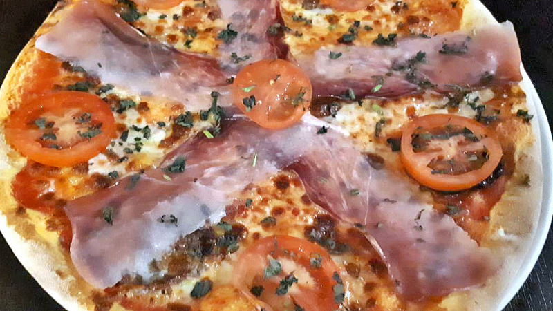 Capri Zugló - Prosciutto crudo (32 cm)